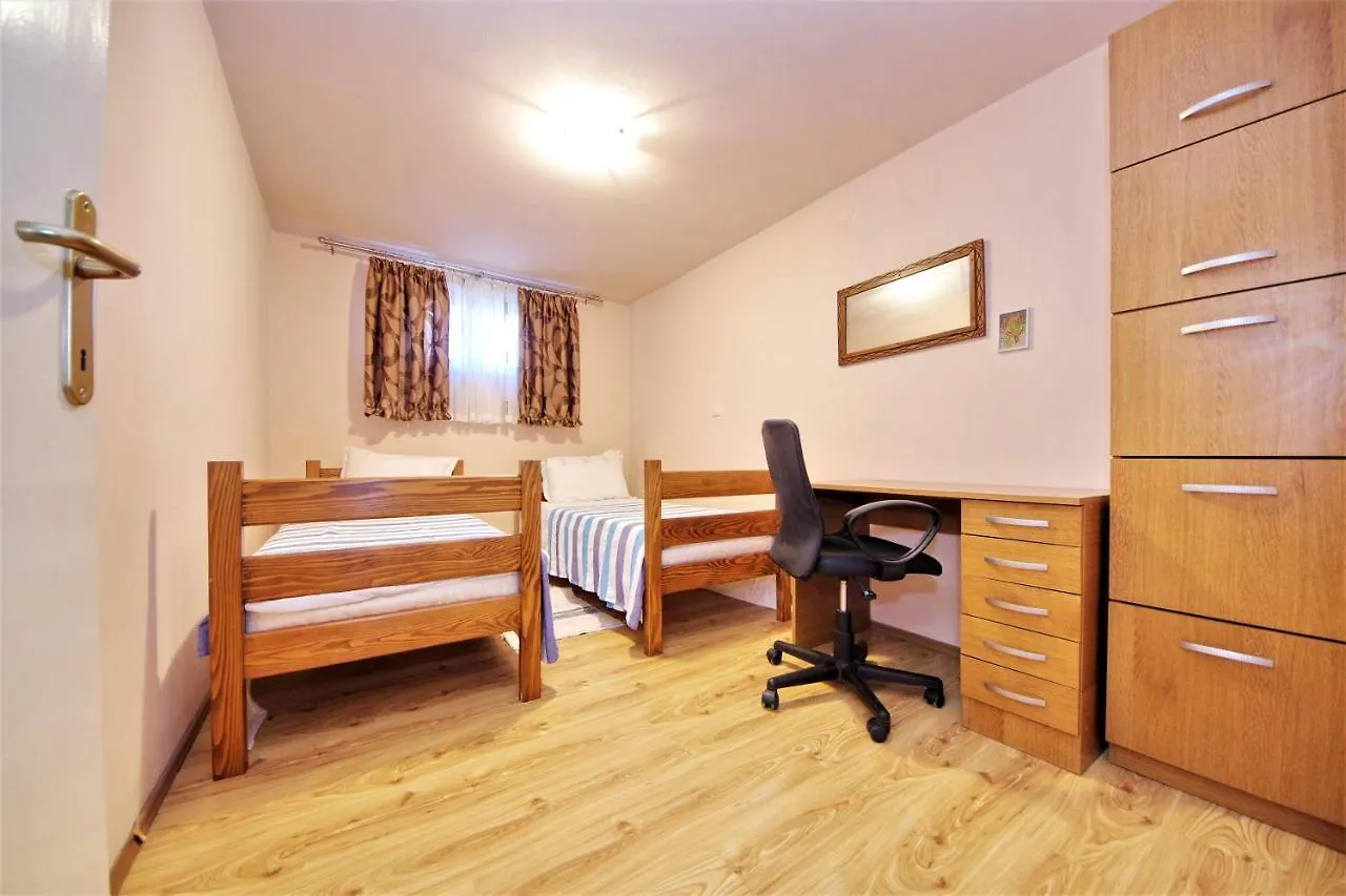 Holiday Home Kamenica Posedarje