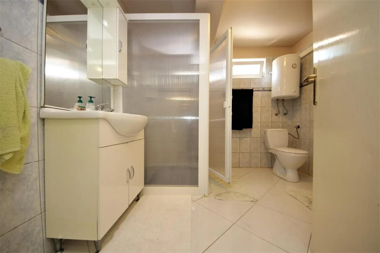 Holiday Home Kamenica Posedarje