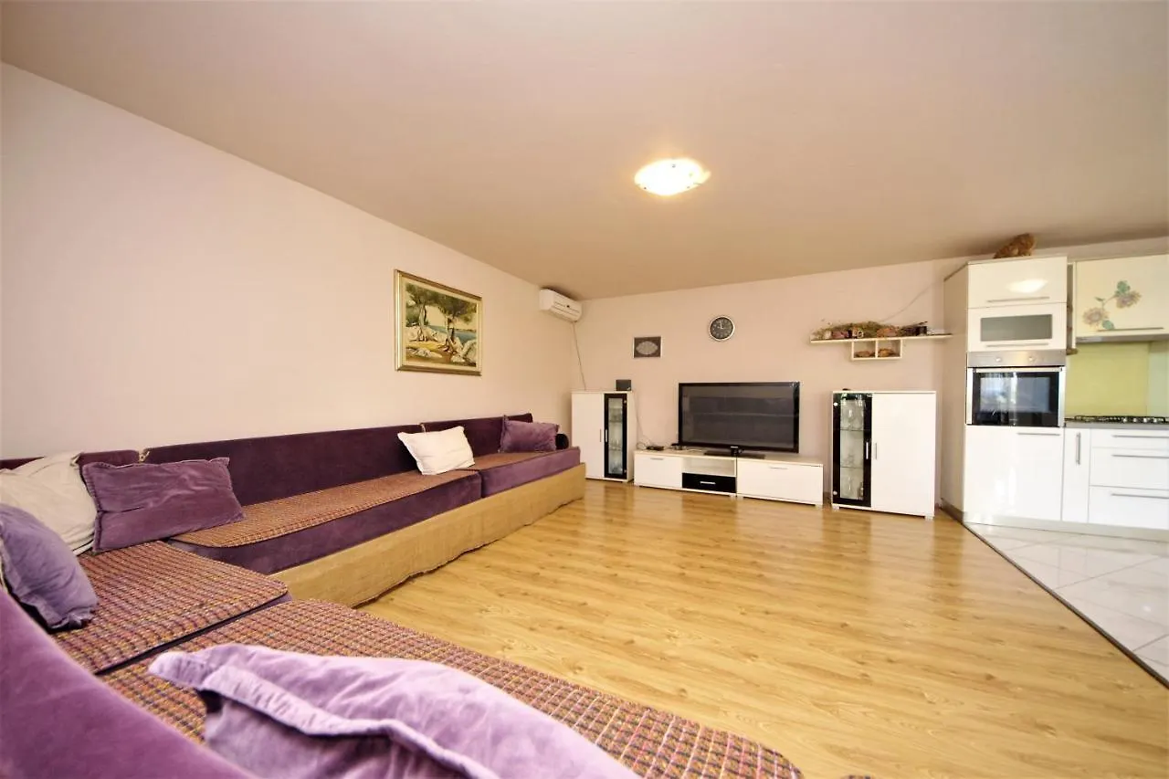 Holiday Home Kamenica Posedarje